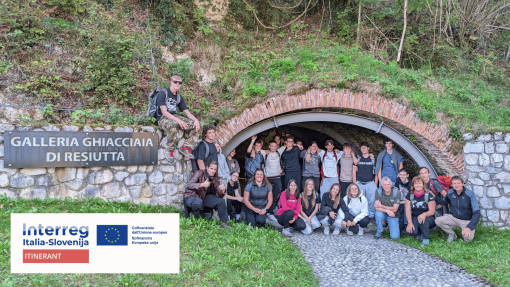 The class visiting the ice cave in Resiutta