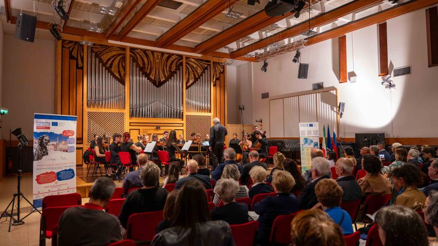 Il concerto si è tenuto presso la Sala Tartini del conservatorio triestino