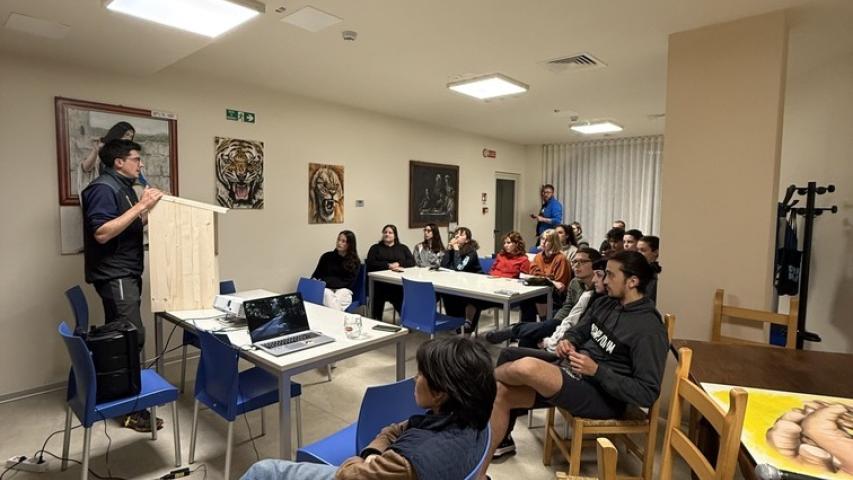 Presentazione del progetto all'evento “Youth without Borders” - 26.5.2025