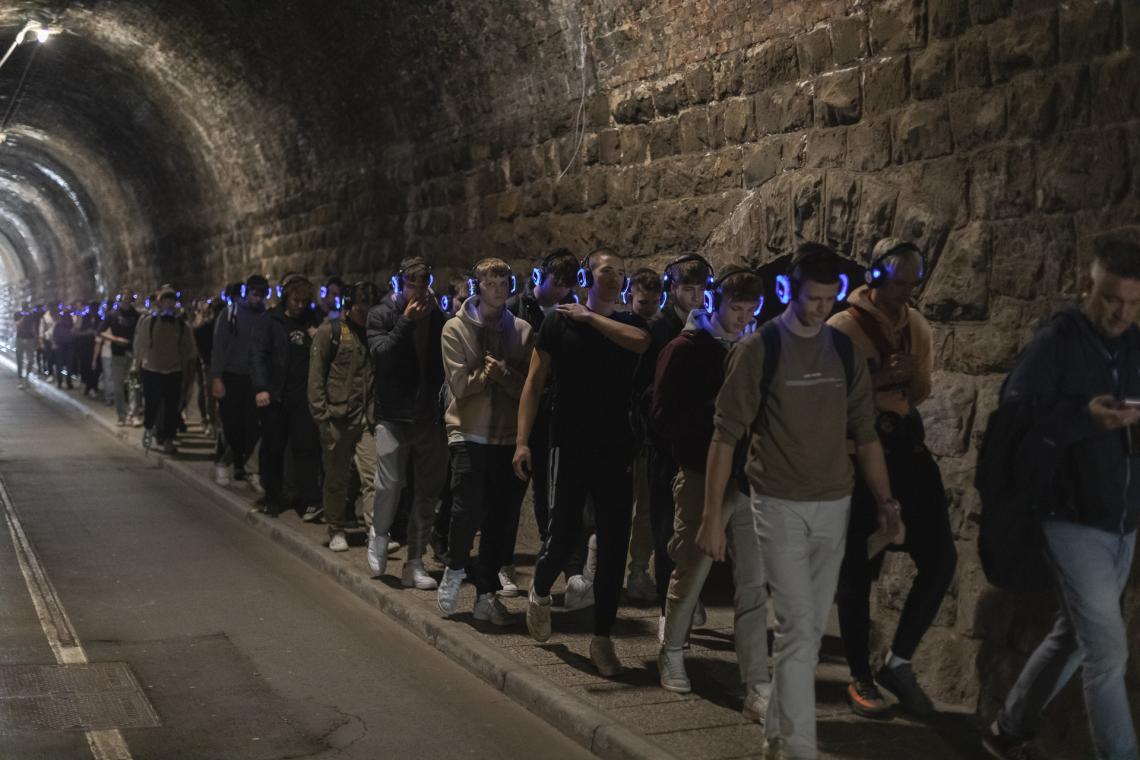 LineB