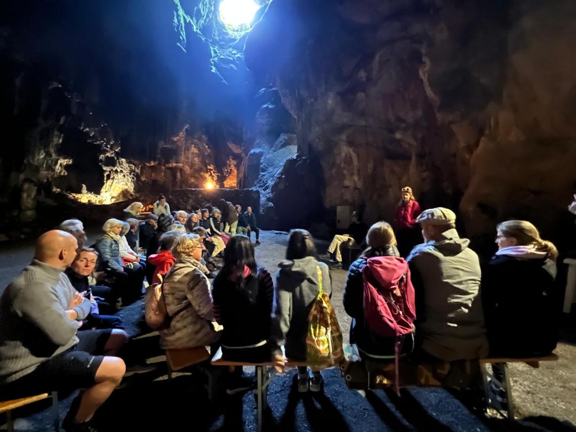 Jamsko raziskovanje in meditacija